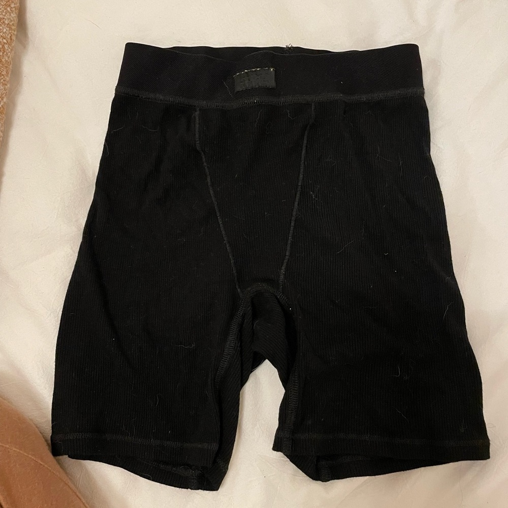 SKIMS Black Boyfriend Boxer  XS